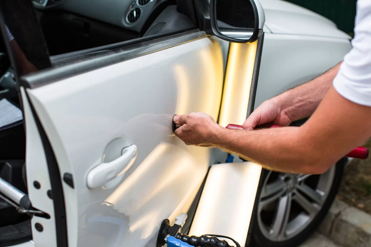 What to Expect From Professional Texas Dent Repair After a Minor Collision
